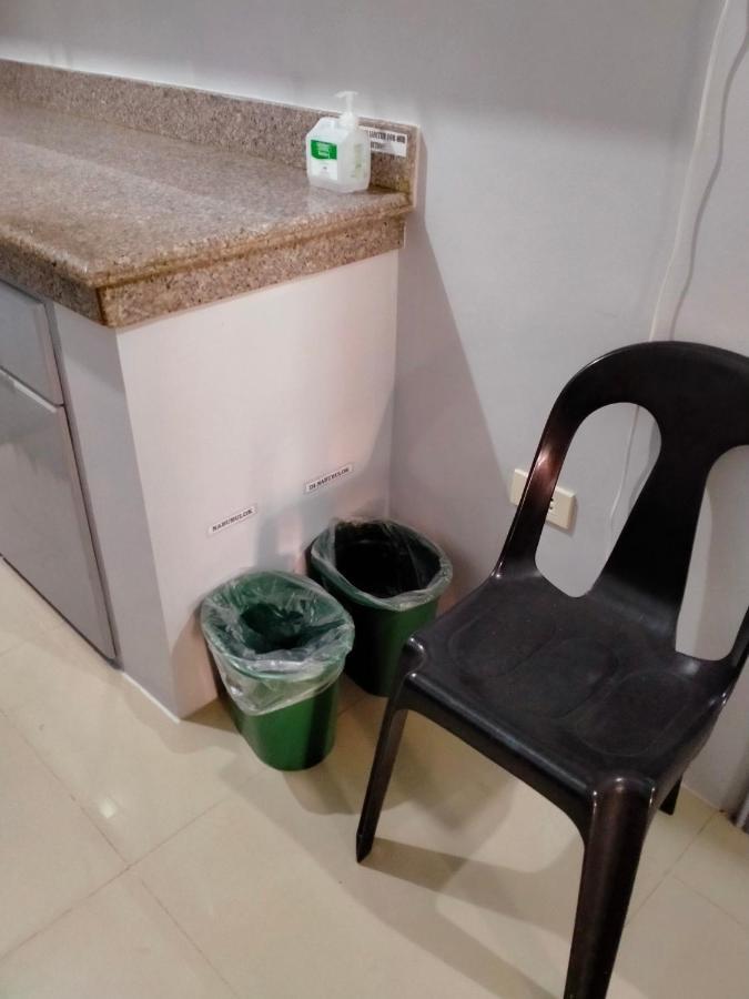 V.F. Riton Apartelle Laoag Exterior photo