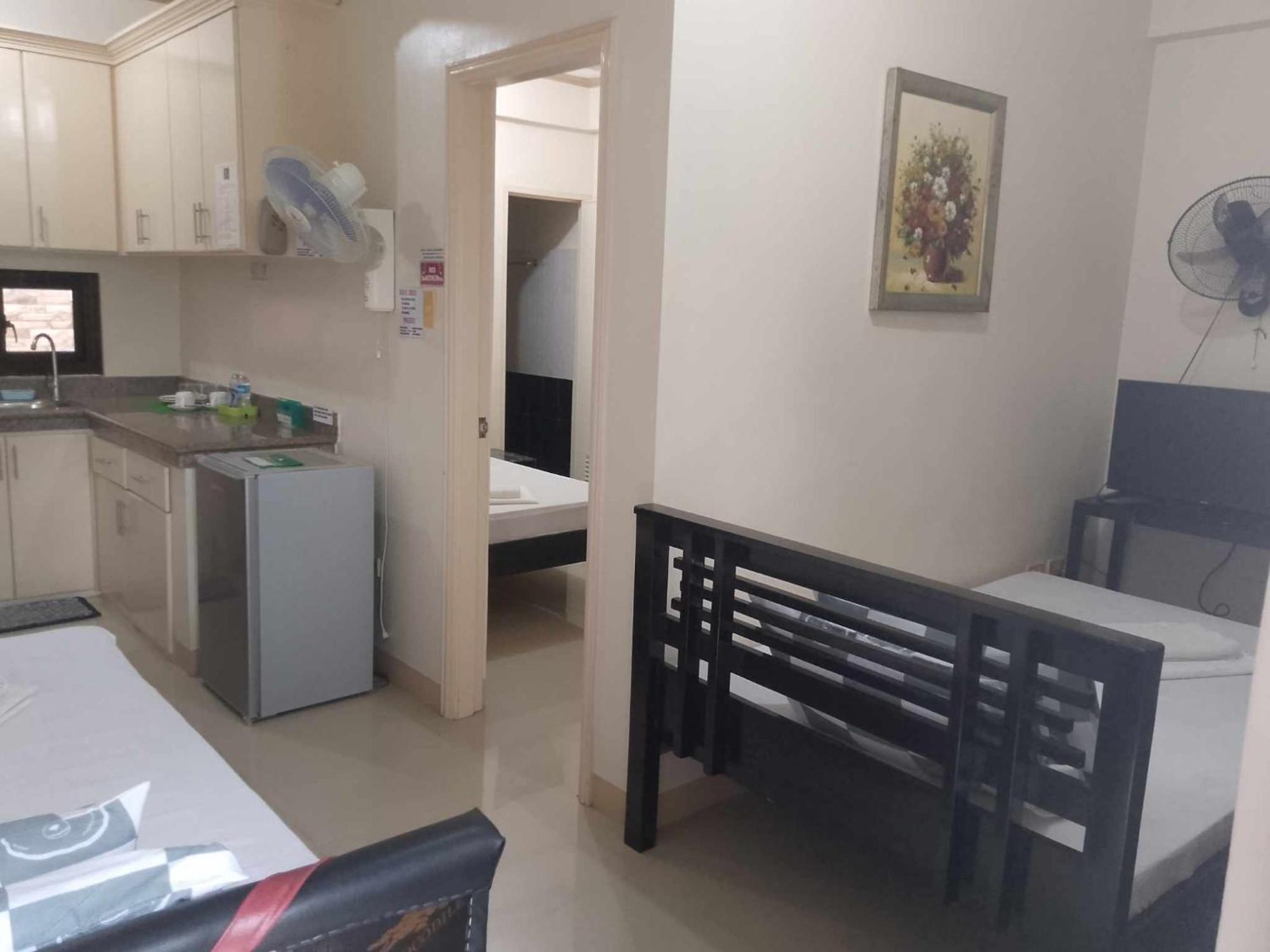 V.F. Riton Apartelle Laoag Exterior photo