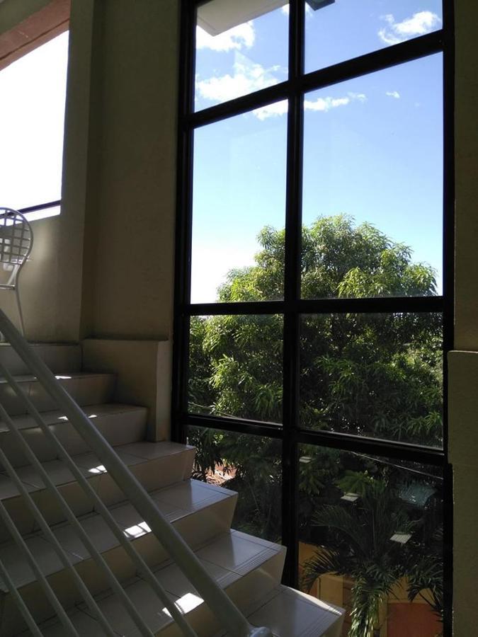 V.F. Riton Apartelle Laoag Exterior photo