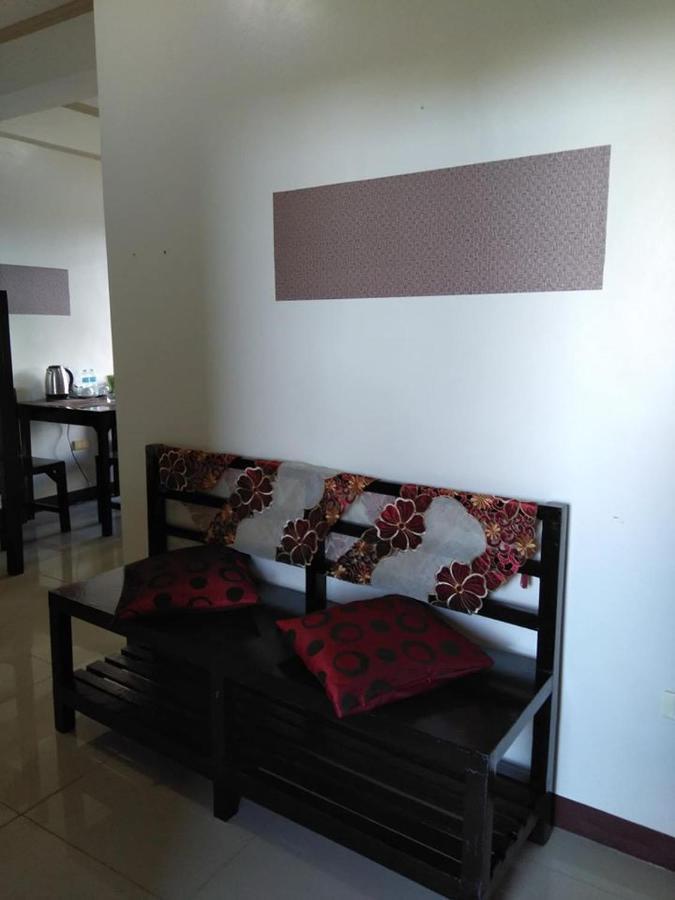 V.F. Riton Apartelle Laoag Exterior photo